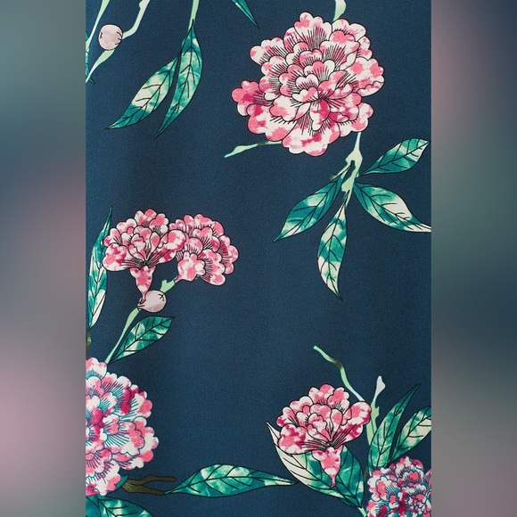 Anthropologie HD In Paris Floral Semi Sheer Eira Top Size 10 - Picture 3 of 8